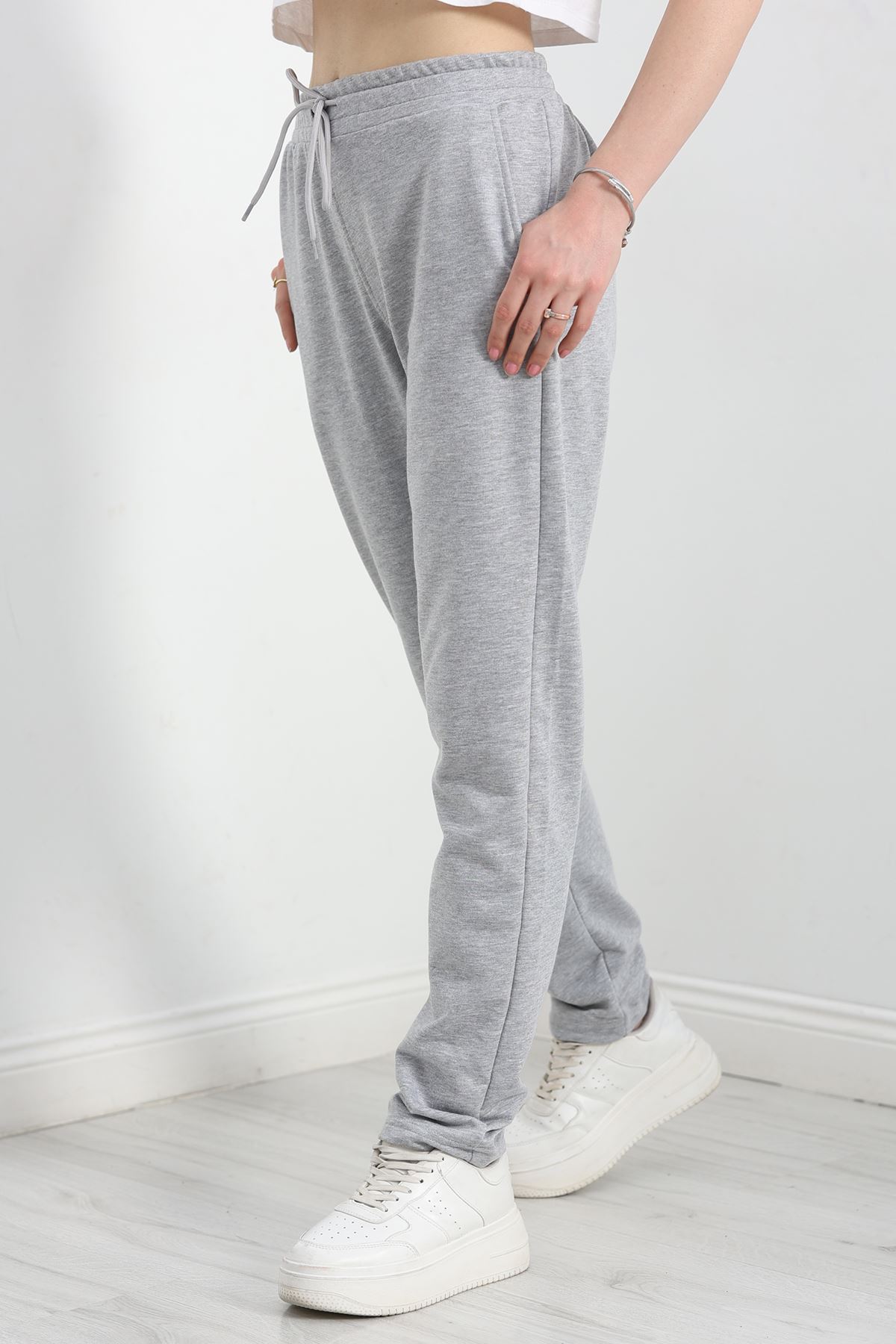 A Kalite 2 İplik Düz Paça Eşofman Altı Gri - 40509.1431.