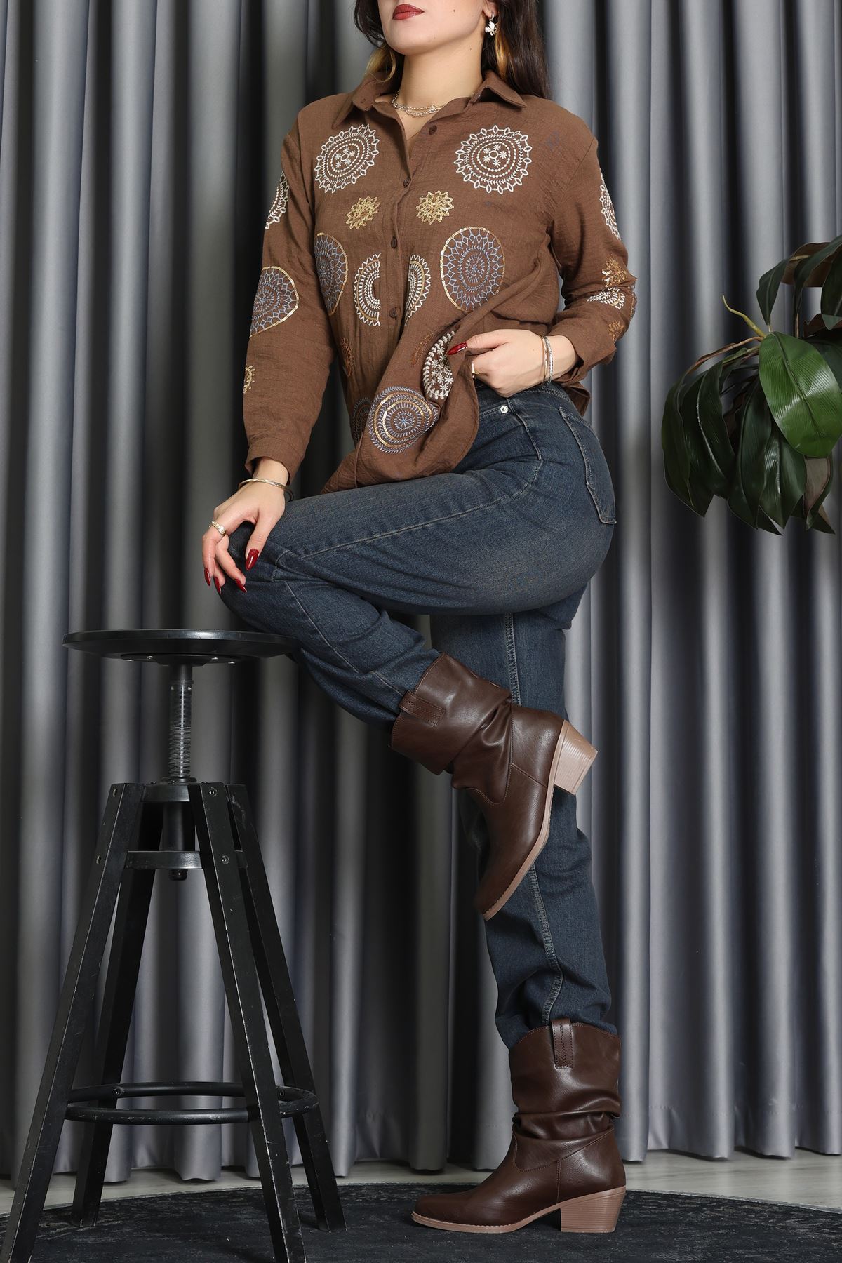 Keten Nakışlı Gömlek Kahve - 70998.1934.