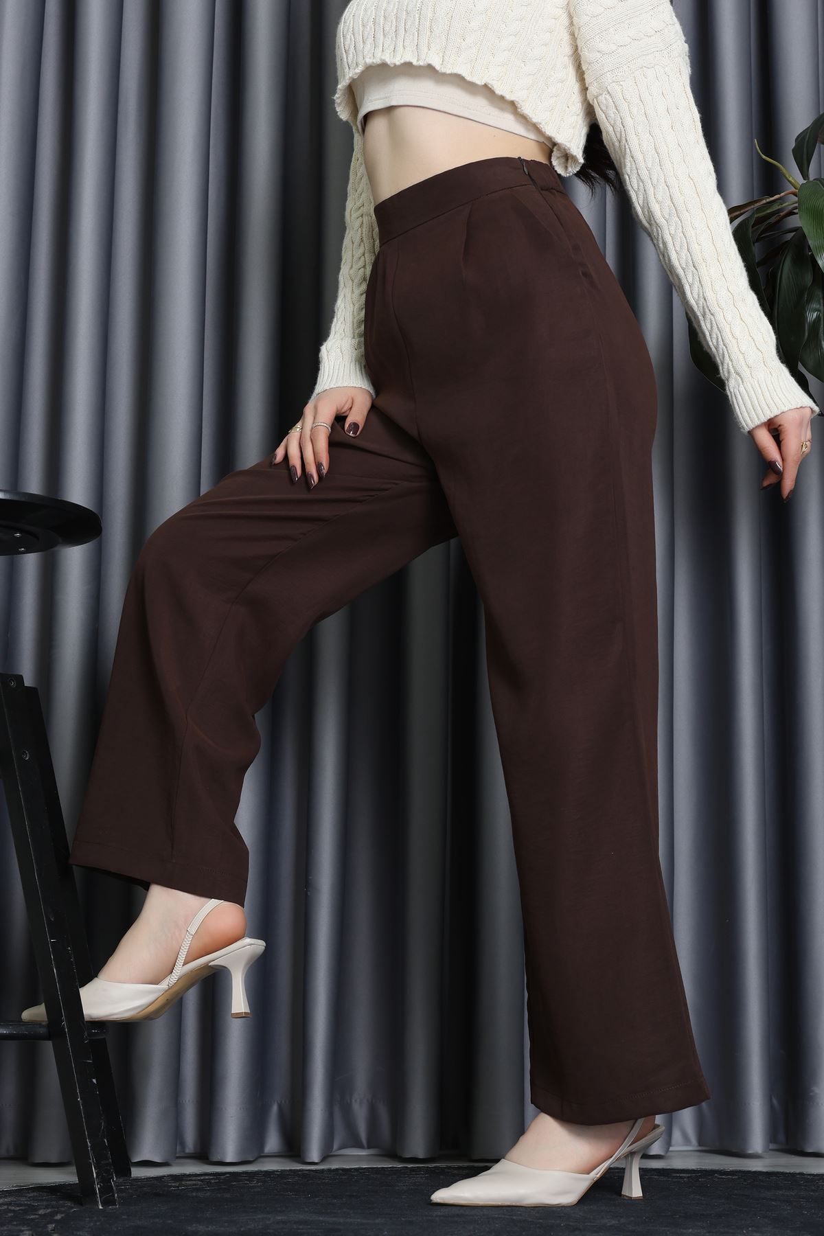 Pileli Lastikli Pantolon Kahve - 70997.1934.