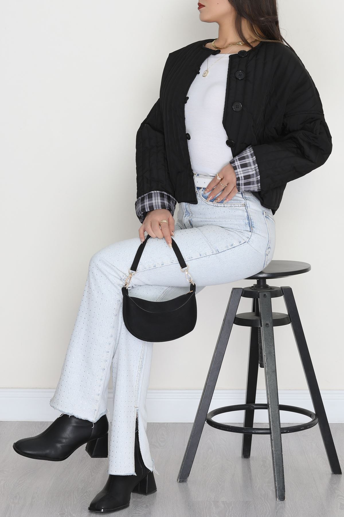 Astarlı Kapitone Ceket Siyah - 31635.439.