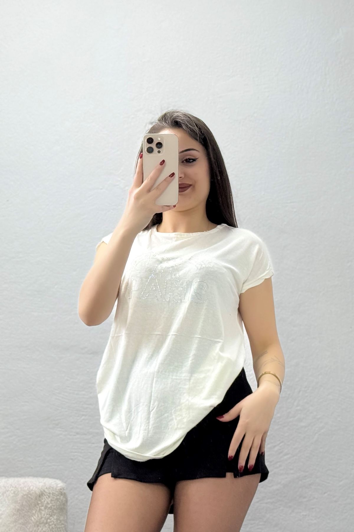 Paris İşlemeli Pullu Bluz Ekru - 43982.599.