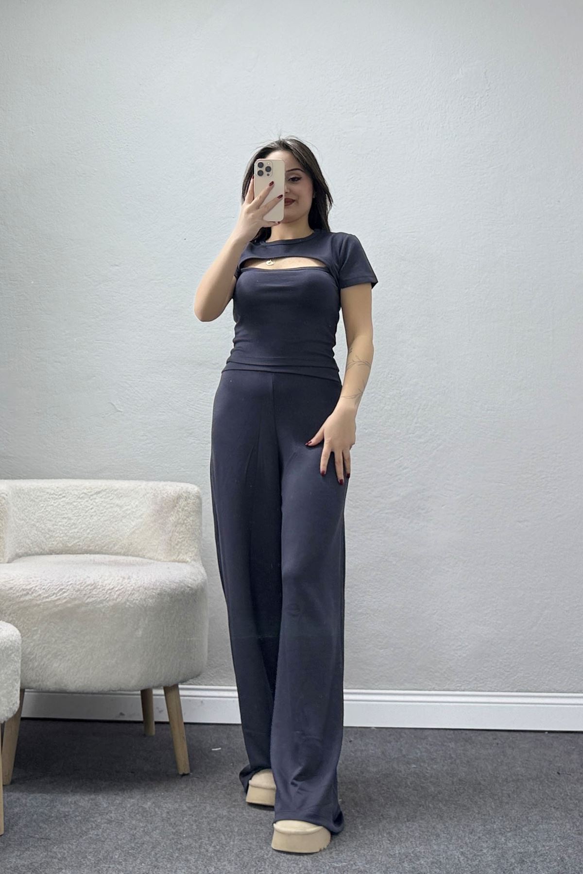 Göğüs Dekolteli Modal Kumaş Kısa Kollu Takım Antrasit - 55094.1567.