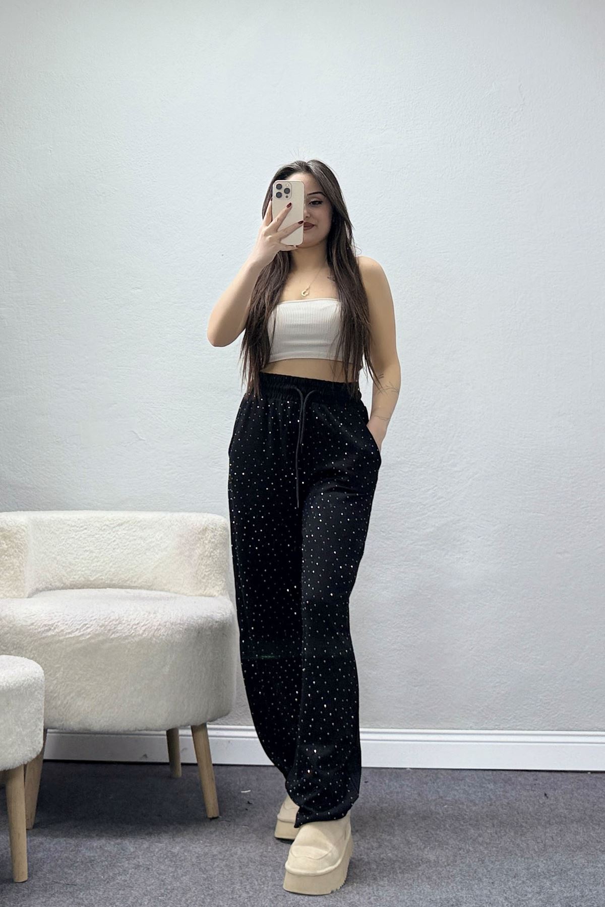 Kristal Kumaş Taşlı Eşofman Altı Siyah - 42925.102.