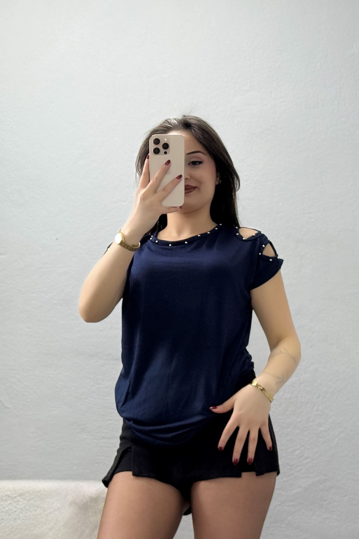 Omuz Dekolteli İncili Bluz Lacivert - 43988.599.