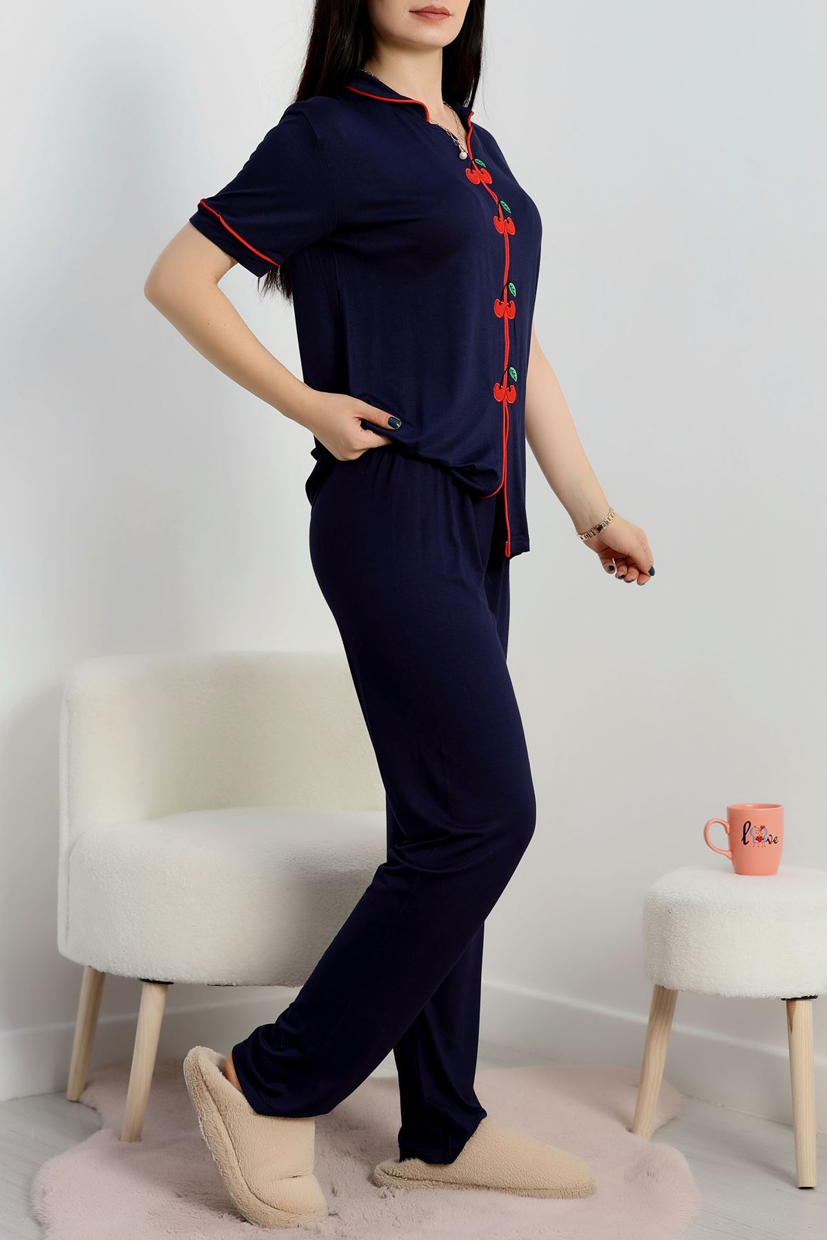 Kiraz Nakışlı Biyeli Viskon Pijama Takımı Lacivert - 40562.1857.