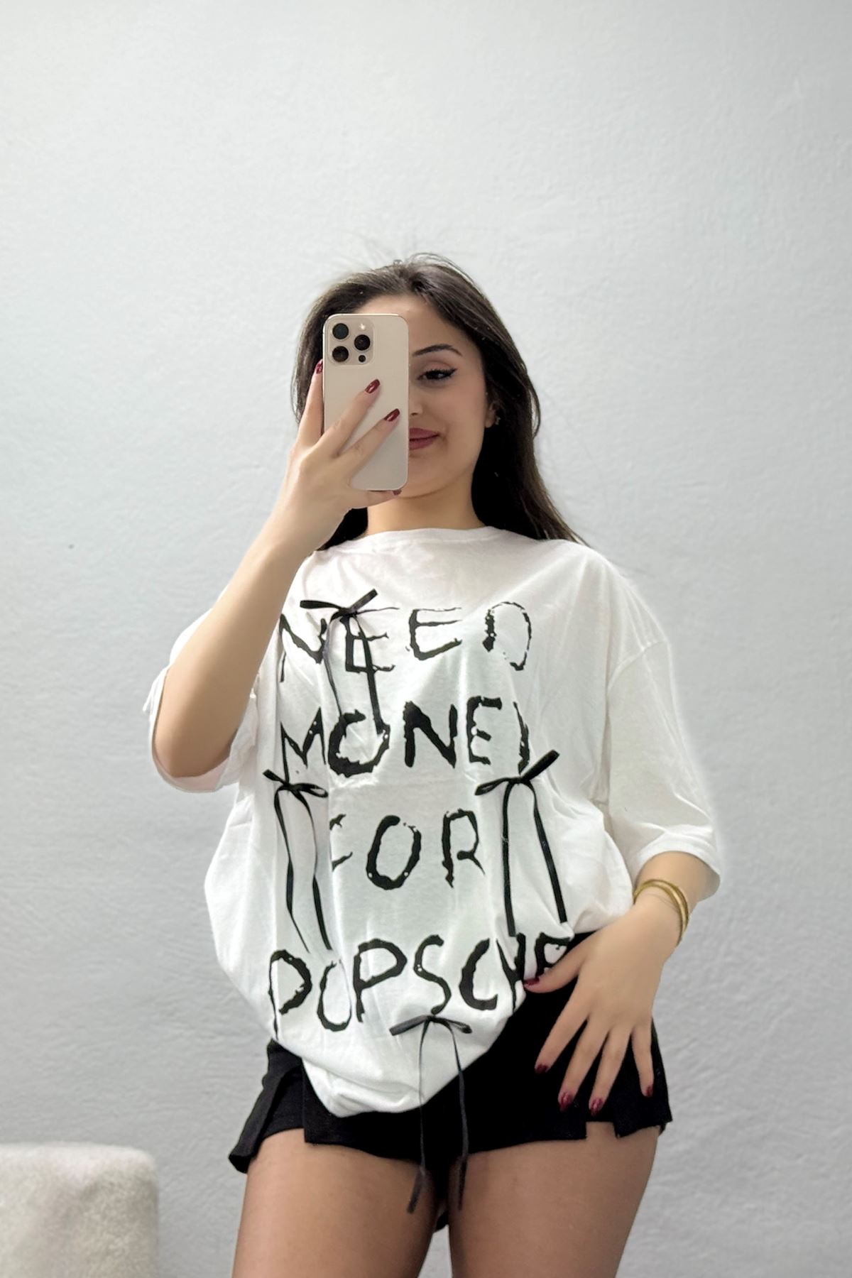 Kurdele Detay Baskılı Oversize Penye Tişört Beyaz - 55091.1567.