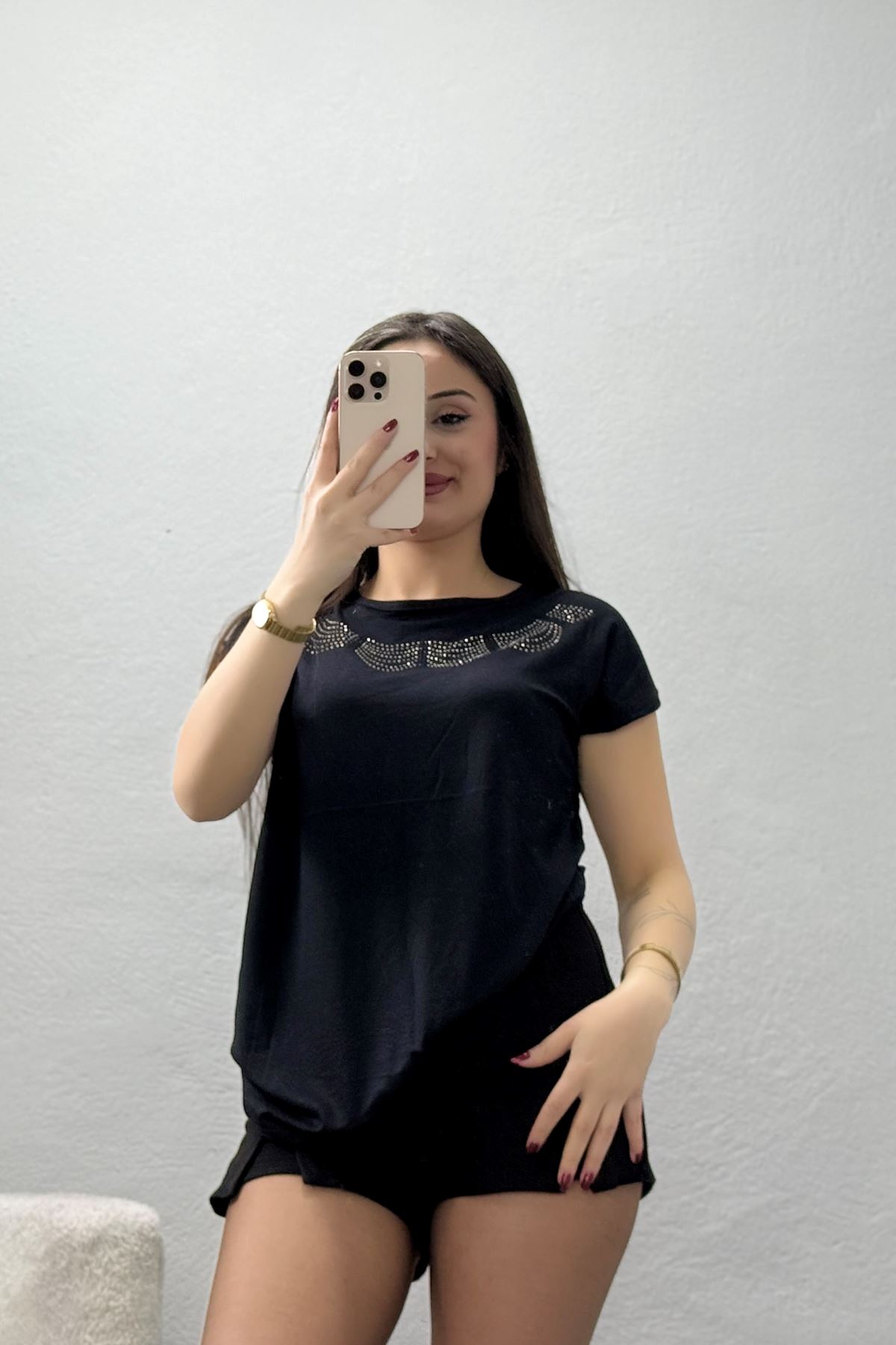 Yakası Taşlı Bluz Siyah - 43983.599.