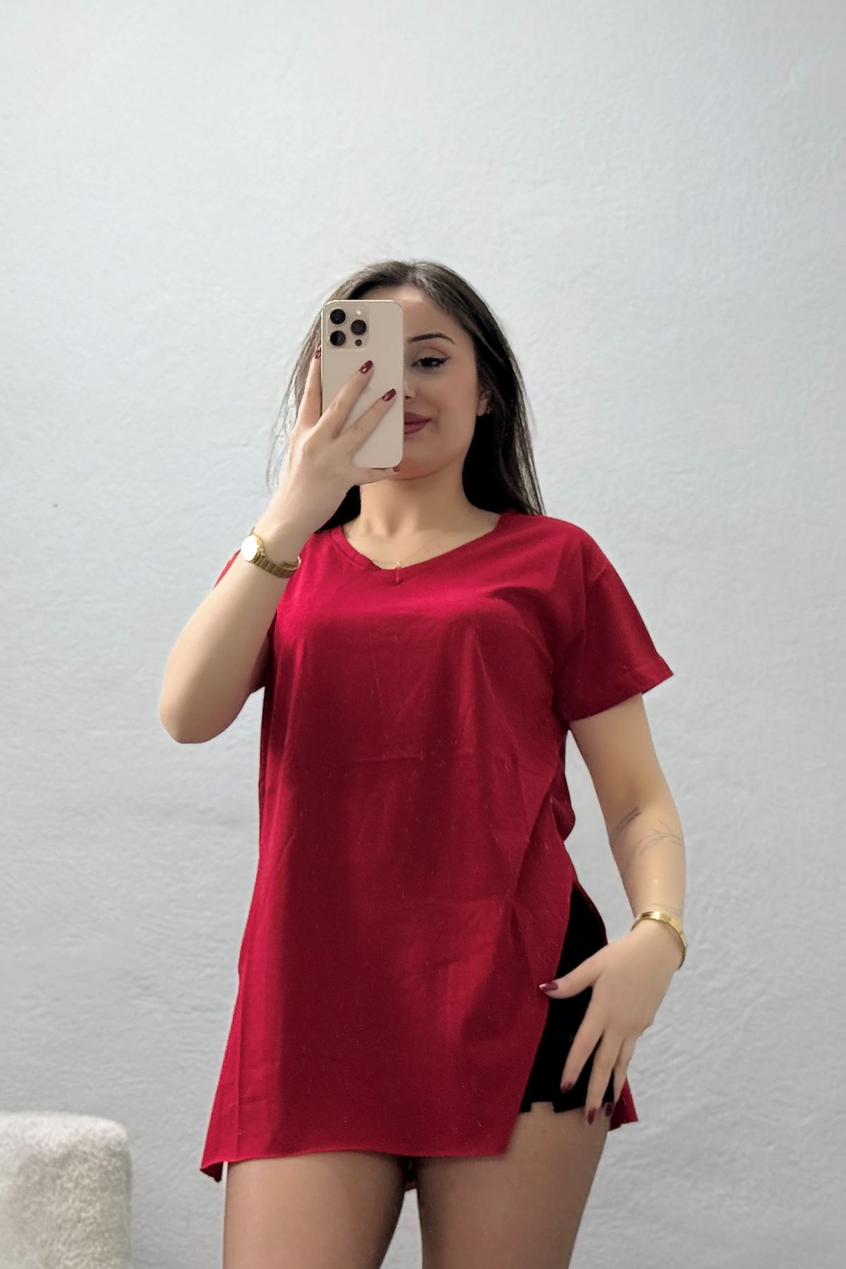 V Yaka Yırtmaçlı İpeksi Apre Penye Tişört Bordo - 55096.1567.