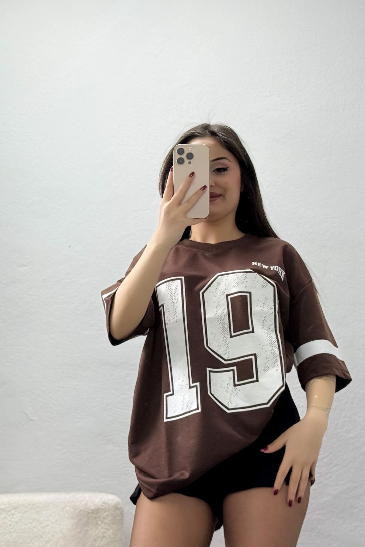 V Yaka Oversize 2 İplik Forma Tişört Kahve - 88106.1878.