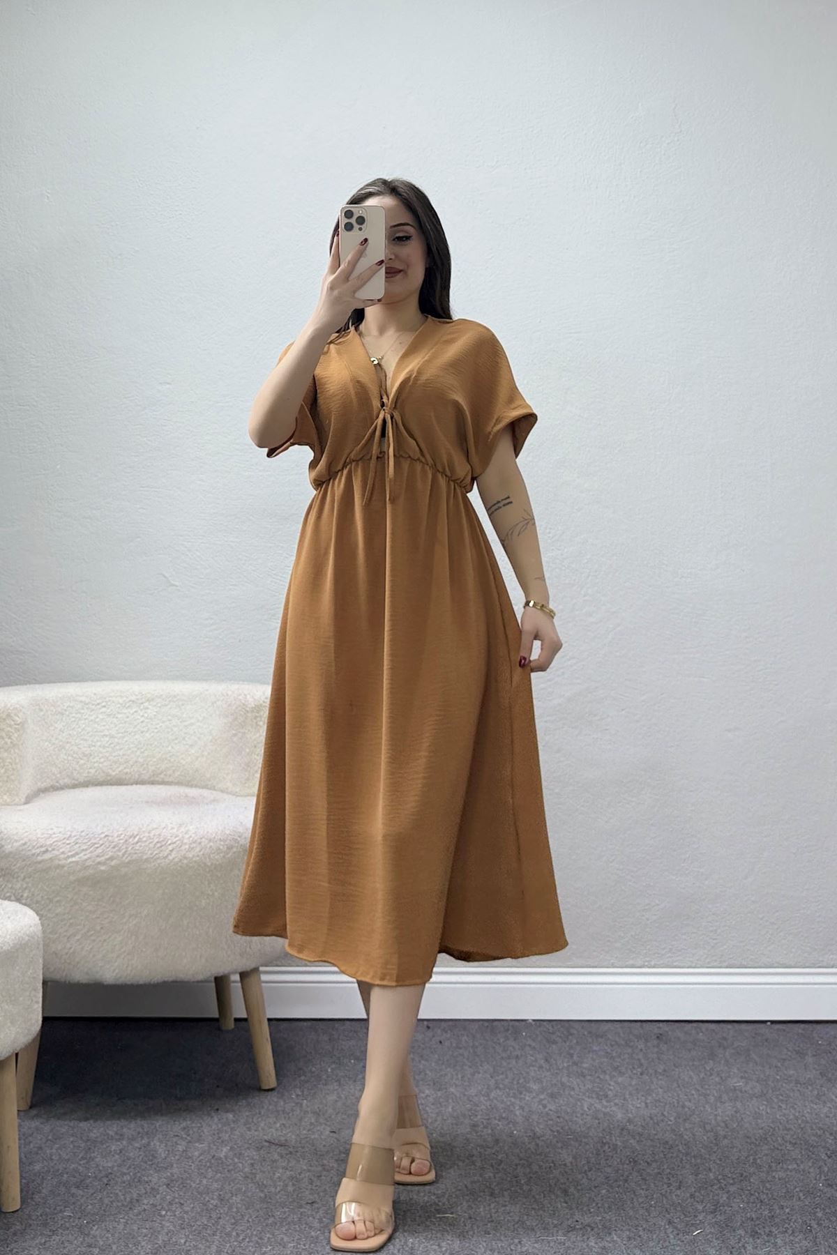 Bel Büzgülü Bağlama Detaylı Kısa Kol Ayrobin Elbise Camel - 71119.701.