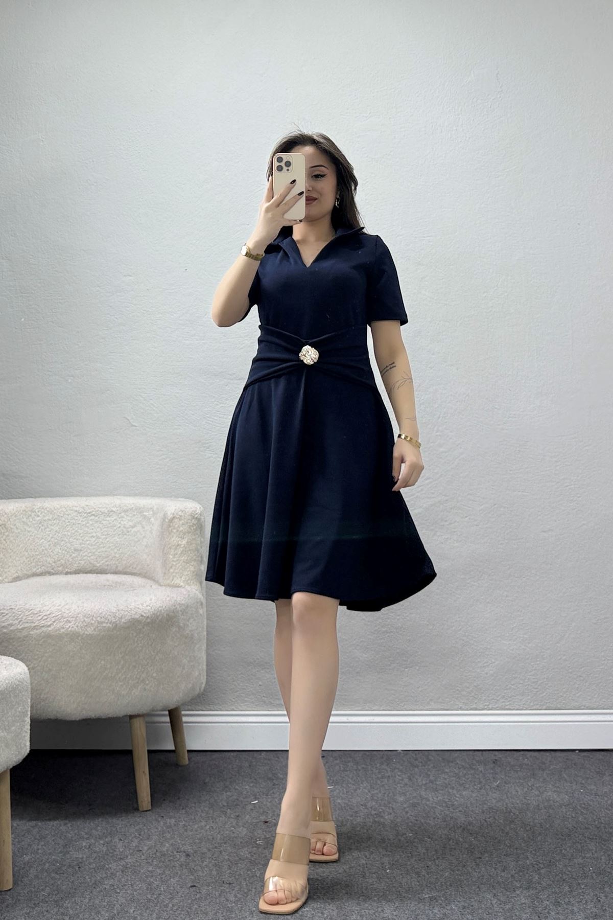 Aksesuar Detaylı Krep Kumaş Kloş Elbise Lacivert - 71182.2143.