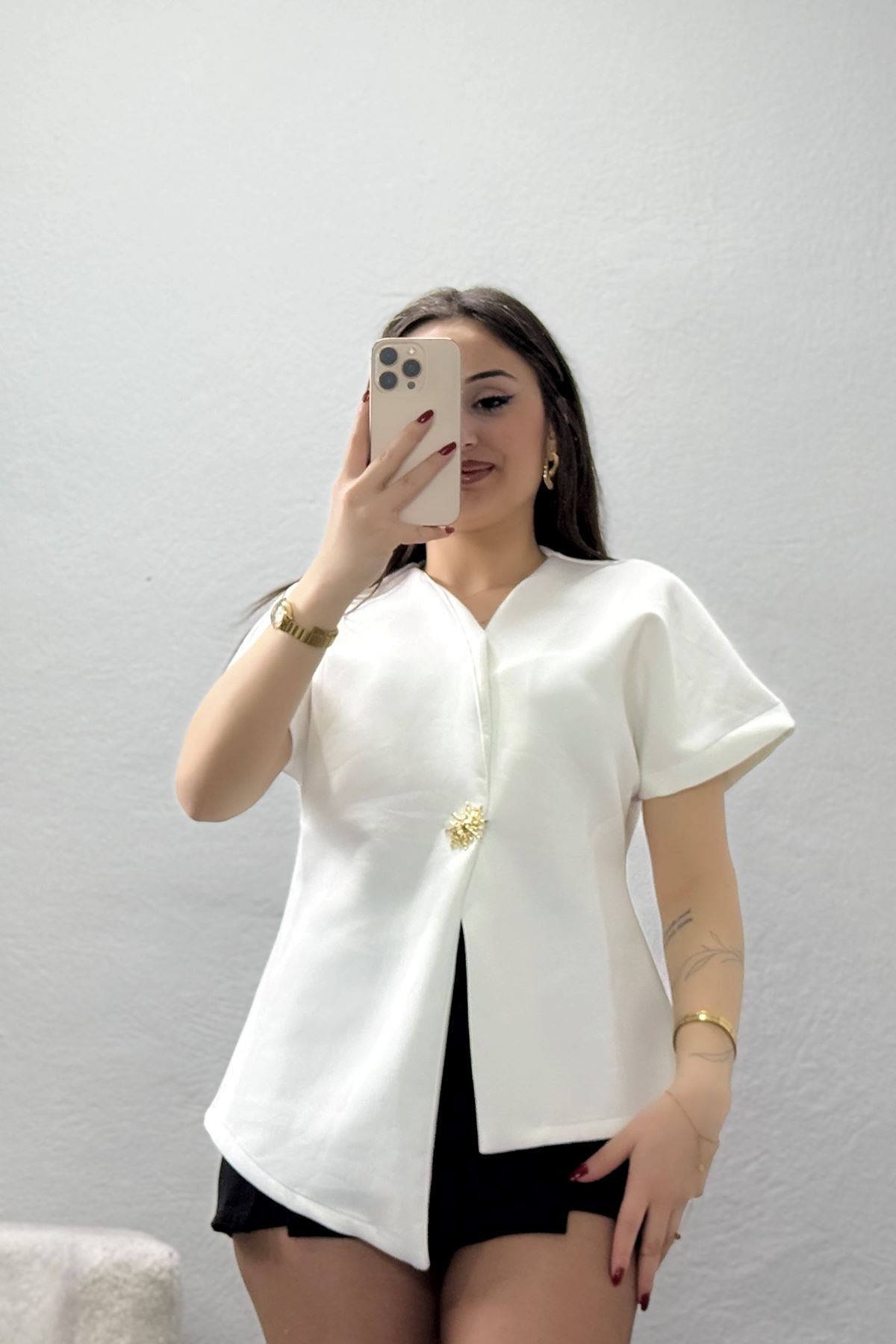 Asimetrik Scuba Kumaş Gold Düğmeli Ceket Ekru - 32455.2023.