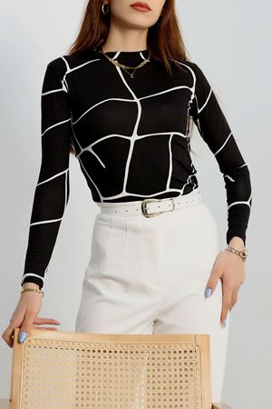 Yarım Balıkçı Yaka Likralı Ring Viskon Body Siyahbeyaz - 90950.1287.