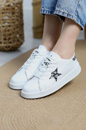 Yıldızlı Spor Ayakkabı Beyazsiyah2 - 31295.264.