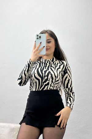 Yarım Balıkçı Yaka Likralı Ring Viskon Body Siyahbej1 - 90950.1287.