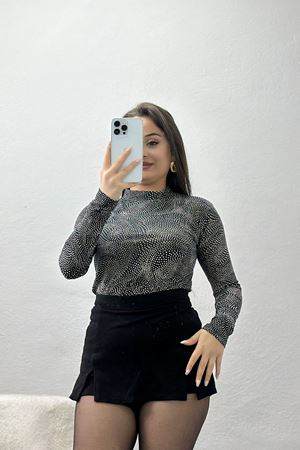 Yarım Balıkçı Yaka Likralı Ring Viskon Body Siyahpuanlı - 90950.1287.