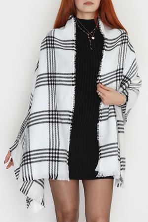 Desenli Kaşe Şal Beyazsiyah1 - 70811.750.