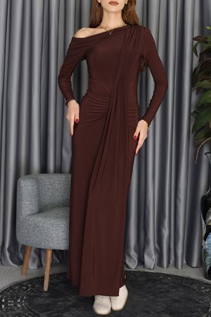 Loch Omuzdan Eteği Pileli Dökümlü Elbise Kahve - 2692.1997.