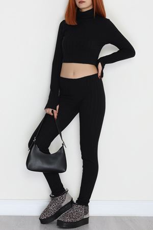 Parmak Geçmeli Yarım Dik Yaka Likralı Raporlu İnterlok Takım Siyah - 90968.1748.