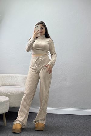 Dik Yaka Likralı Raporlu İnterlok Takım Bej - 90972.1748.