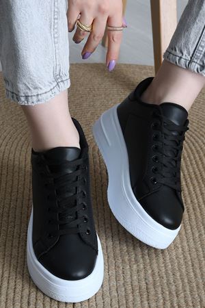 Günlük Spor Ayakkabı Siyahbeyaz - 31515.2082.