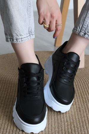 Günlük Spor Ayakkabı Siyahbeyaz - 31514.2082.