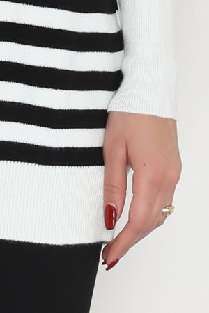 Oversıze Çizgili Triko Beyazsiyah - 2025.1577.