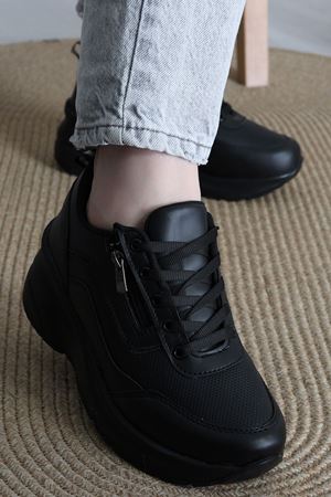 Günlük Spor Ayakkabı Siyah - 31531.2082.