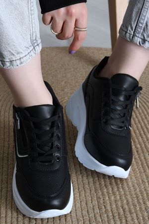 Günlük Spor Ayakkabı Siyahbeyaz - 31531.2082.