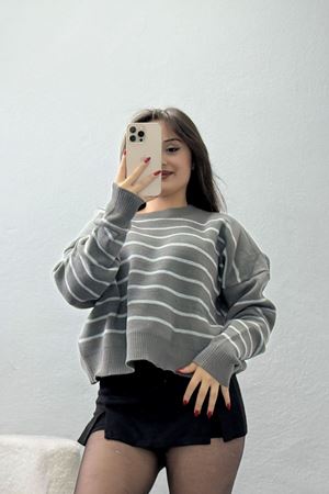 Çizgili Bisiklet Yaka Triko Fümegri - 3099.1577.