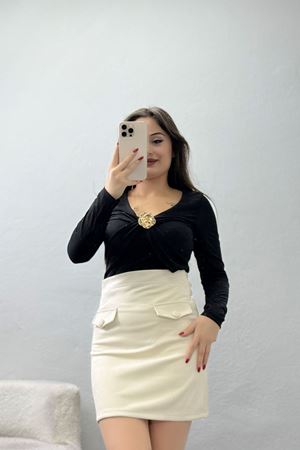 Sandy Kumaş Aksesuarlı Bluz Siyah - 70873.1918.