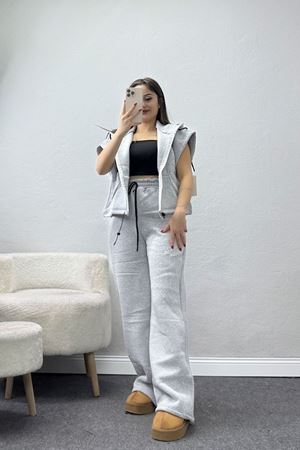 3 İplik Şardonlu Yelekli Takım Açıkgri - 42200.1857.