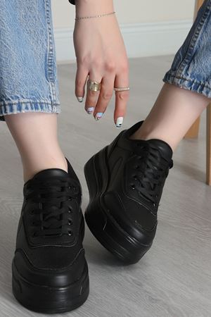 Günlük Spor Ayakkabı Siyah - 31532.2082.