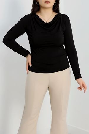 Degaje Yaka Büyük Beden Sandy Bluz Siyah - 70770.1949.
