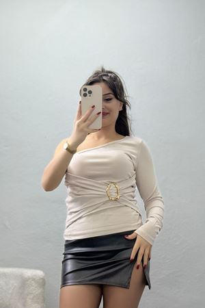 Buzzy Kumaş Tek Omuz Toka Detaylı Bluz Taş - 1011.2119.