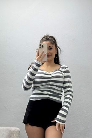 Kalp Yaka Büzgülü Kaşkorse Bluz Antibeyaz - 51092.1567.