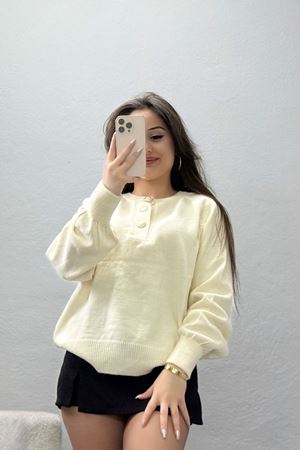 Yumuşak Dokulu Düğme Detay Triko Kazak Bej - 70881.1765.