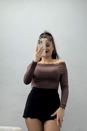 Dantel Detaylı Madonna Yaka Viskon Body Kahve - 5506.599.