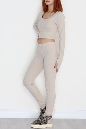 Parmak Geçmeli U Yaka Raporlu İnterlok Takım Bej - 90975.1748.