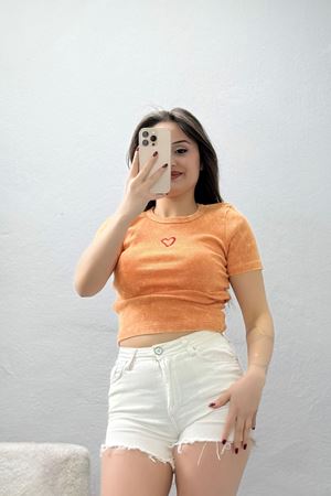 Nakışlı Asit Yıkamalı Kaşkorse Çıtçıtlı Tişört Turuncu - 71049.1748.