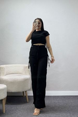 Yanlardan Büzgü Detaylı Bürümcük Takım Siyah - 55083.599.