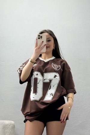 V Yaka Oversize 2 İplik Forma Tişört Kahve - 88103.1878.