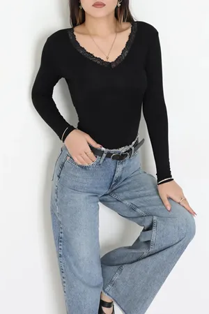 Kadın V Yaka Dantel Detaylı Viskon Body Siyah