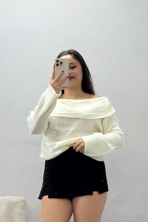Kadın Madonna Yaka Kazak Ekru