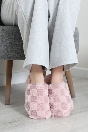 Peluş Desenli Kadın Ev Terliği Pudra Model TV-99550