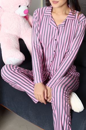 Kadın Süet Düğmeli Pijama Takımı Pembefüme