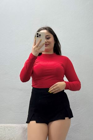 Kadın Uzun Kol Yarım Balıkçı Yaka Body Kırmızı