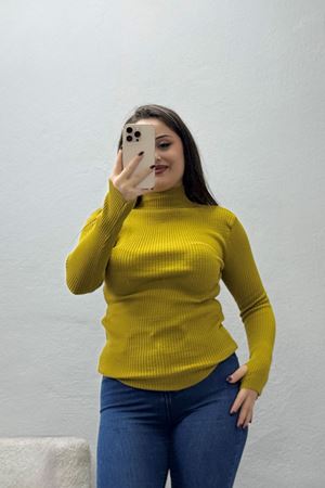 Kadın Dik Yaka Parmak Geçmeli Triko Body Yağyeşili