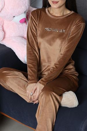 Kadın Fransız Kadife Enjeksiyon Baskı Pijama Takımı Camel