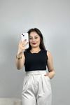 Dikiş Detay Sıfır Kol Bluz Siyah - 40784.1723.
